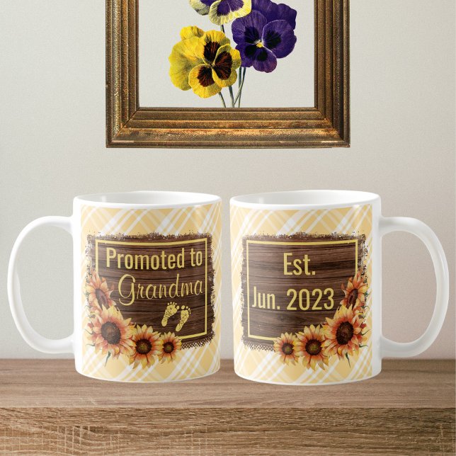 Café Promovido À Vovó Caneca De Girassol (Criador carregado)