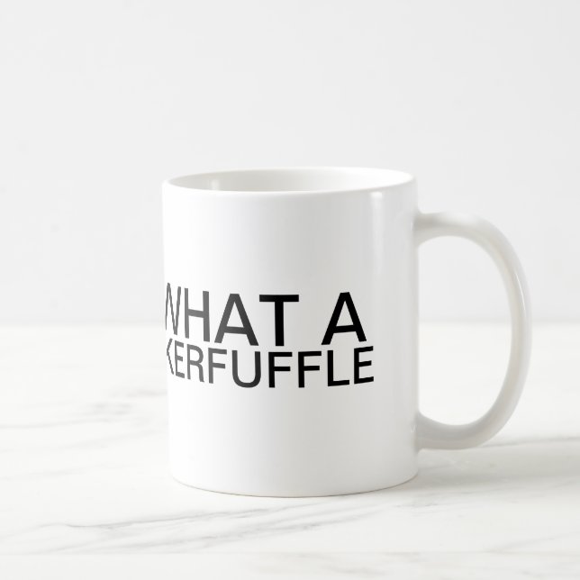 Café Que caneca divertida de KERFUFFLE (Direita)