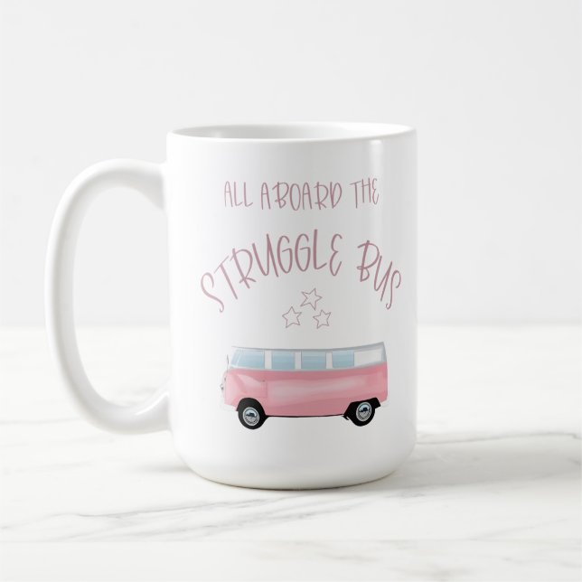 Café Tudo A Bordo Da Caneca Branca De Ônibus. (Esquerda)