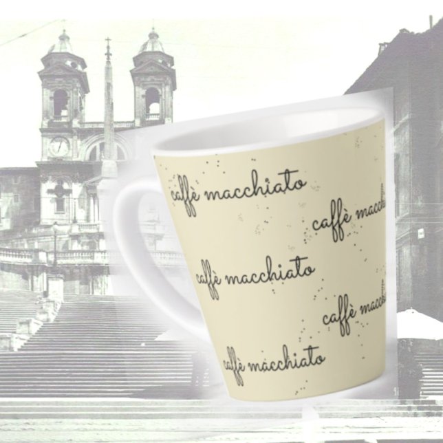 Caffè macchiato em uma caneca antiga (Criador carregado)