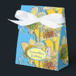 Caixa de aniversário com pintura de flor de narcis<br><div class="desc">Caixa de bolo de aniversário com pintura de flor de narciso em aquarela floral. Um produto glorioso feito a partir das minhas pinturas originais em aquarela.</div>