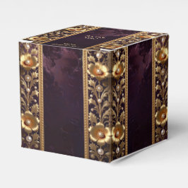 Caixa de Favor com Ornamento Floral Dourado e Péro