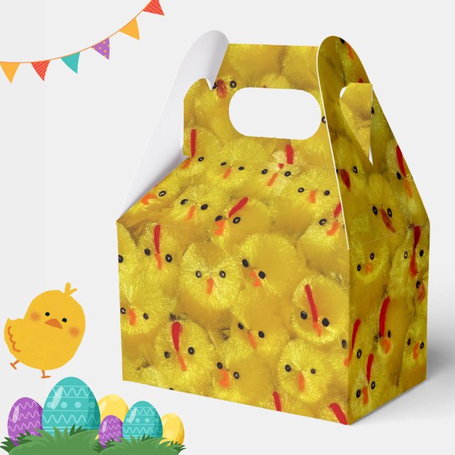 Caixa de Favorecimento dos Pintinhos de Páscoa Ama (A cute, bright yellow Easter chicks pattern favor box for your Easter or spring celebrations!)