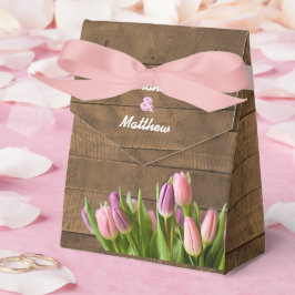 Caixa de Favoritos de Casamento de Tulips & Barnwo