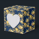 Caixa de Favoritos do Partido Dourado às Estrelas<br><div class="desc">Caixa de favores do partido mostrada em impressão de estrelas de ouro festivas. Azul de Marinho de cor Personalize este item ou comprar como está. Imagem do stock</div>
