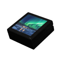 Aurora borealis sobre a cabana de inverno