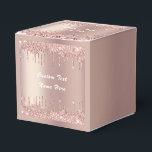 Caixa de Presente Personalizada com Brilho em Rose<br><div class="desc">Caixas de Favor com Brilho Rosa Dourado e Gotejamento de Brilho Personalização de Texto Rosa Moderno - Adicione Seu Texto Único ou Remova o Texto - Faça Seu Presente Especial - Redimensione e mova ou remova e adicione texto / elementos com a ferramenta de personalização. Design por MIGNED. Por favor,...</div>