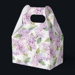 Caixa de Presentes com Estampa de Lilases para Fes<br><div class="desc">A caixa de lembrancinhas para festa é mostrada com uma estampa floral de lilases. 
Personalize este item ou compre como está.
Dica: Basta adicionar seus ótimos presentes e adicionar uma fita festiva.



Imagem Licenciada</div>