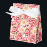 Caixa de Presentes da Festa de Peônias Rosa<br><div class="desc">A caixa de lembrancinhas da festa é mostrada com uma linda estampa floral de peônias rosa. 
Personalize este item ou compre como está.
Dica: Basta adicionar seus ótimos presentes e adicionar alguma fita festiva.



Imagem Licenciada</div>
