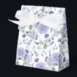 Caixa de Presentes de Festa com Impressão de Hortê<br><div class="desc">A caixa de lembrancinhas é mostrada com uma impressão floral de hortênsia. 
Personalize este item ou compre como está.
Dica: Basta adicionar seus ótimos presentes e adicionar uma fita festiva.</div>
