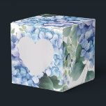 Caixa de Tratamento de Partes<br><div class="desc">A caixa de favorecimento do partido é mostrada em um bonito impressão de cor de água azul hydrangea floral. Personalize este item e adicione-o ou comprar conforme mostrado. Dica: adicione um adesivo com nomes e adicione uma fita bonito. Dica de Imagem Licenciada: Basta adicionar suas guloseimas de excelente e adicionar...</div>