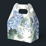 Caixa de Tratamento de Partes<br><div class="desc">A caixa de favorecimento do partido é mostrada em um bonito elegante azul hydrangea floral watercolor impressão. Personalize este item e adicione-o ou comprar conforme mostrado. Dica: adicione um adesivo com nomes e adicione uma fita bonito. Dica de Imagem Licenciada: Basta adicionar suas guloseimas de excelente e adicionar alguma fita...</div>