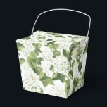 Caixa de Tratamento do Partido da Impressão Hydran<br><div class="desc">A caixa de favor do partido é mostrada com um impressão floral branco de hydrangea. Personalize este item ou comprar como está. Dica: Apenas adicione as guloseimas de excelente e adicione uma fita festiva. Imagem licenciada</div>