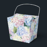 Caixa de Tratamento do Partido da Impressão Hydran<br><div class="desc">A caixa de favor do partido é mostrada com um impressão floral hydrangea. Personalize este item ou comprar como está. Dica: Apenas adicione as guloseimas de excelente e adicione uma fita festiva. Imagem licenciada</div>