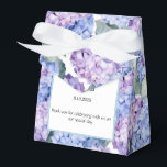 Caixa de Tratamento do Partido da Impressão Hydran<br><div class="desc">A caixa de favor do partido é mostrada com um impressão floral hydrangea. Personalize este item e altere o texto do exemplo para o seu. Dica: Apenas adicione as guloseimas de excelente e adicione uma fita festiva. Imagem licenciada</div>
