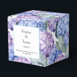 Caixa de Tratamento do Partido da Impressão Hydran<br><div class="desc">A caixa de favor do partido é mostrada com um impressão floral hydrangea. Personalize este item e altere o texto do exemplo para o seu. Dica: Apenas adicione as guloseimas de excelente e adicione uma fita festiva. Imagem licenciada</div>