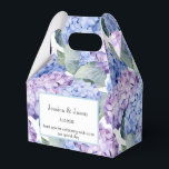 Caixa de Tratamento do Partido da Impressão Hydran<br><div class="desc">A caixa de favor do partido é mostrada com um impressão floral hydrangea. Personalize este item e altere o texto do exemplo para o seu. Dica: Apenas adicione as guloseimas de excelente e adicione uma fita festiva. Imagem licenciada</div>