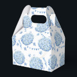 Caixa de Tratamento do Partido da Impressão Hydran<br><div class="desc">A caixa de favor do partido é mostrada com um impressão floral hydrangea. Personalize este item ou comprar como está. Dica: Apenas adicione as guloseimas de excelente e adicione uma fita festiva.</div>