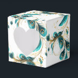 Caixa de Tratamento do Partido das Penas de Peacoc<br><div class="desc">A caixa de favor do partido é mostrada em um bonito impressão de penas de pavão. Personalize este item e adicione-o ou comprar conforme mostrado. Dica: adicione um adesivo com nomes e adicione uma fita bonito. Dica de Imagem Licenciada: Basta adicionar suas guloseimas de excelente e adicionar alguma fita festiva....</div>