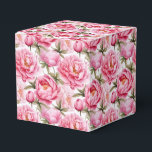 Caixa de Tratamento do Partido Impressão das Peôni<br><div class="desc">A caixa de favoritos do partido é mostrada com um adorável impressão floral de peões cor-de-rosa. Personalize este item ou comprar como está. Dica: Apenas adicione as guloseimas de excelente e adicione uma fita festiva. Imagem licenciada</div>