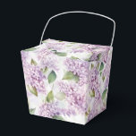 Caixa de Tratamento do Partido Impressão Lilacs<br><div class="desc">A caixa de favor do partido é mostrada com um impressão floral de lilases. Personalize este item ou comprar como está. Dica: Apenas adicione as guloseimas de excelente e adicione uma fita festiva. Imagem licenciada</div>