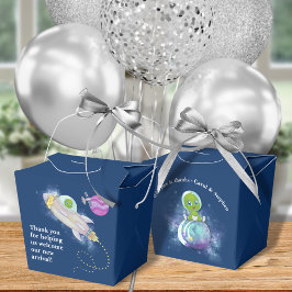 Caixa Favorito do Chá de fraldas alienígena