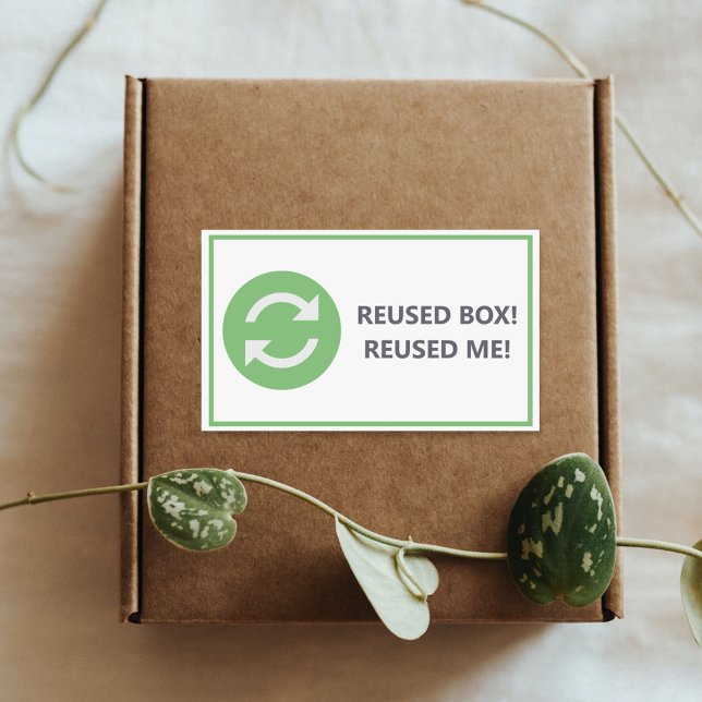 Caixa reutilizada - Reutilizado meu adesivo (Reused box - Reused me Sticker)