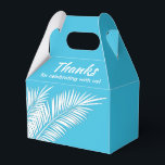 Caixas de Favor de Festa com Palmas Brancas em Fun<br><div class="desc">Caixas de favor de festa com folhas de palmeira brancas em um fundo azul. Perfeito para qualquer celebração, festa de aniversário, chá de noiva, festa de noivado, festa de aposentadoria, casamento e mais. Clique em PERSONALIZAR para alterar a cor do fundo, as fontes e adicionar texto. Veja convites e itens...</div>