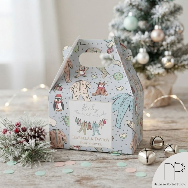 Caixas de Favor para Chá de Bebê de Inverno (These winter baby shower favor boxes feature hand-drawn illustrations for festive Christmas party)