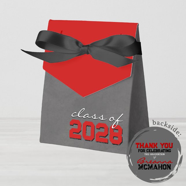 Caixas de Presente para Graduação do Quadro Vermel (Red & Black Chalkboard Graduation Favor Boxes. With Personalization on Back)