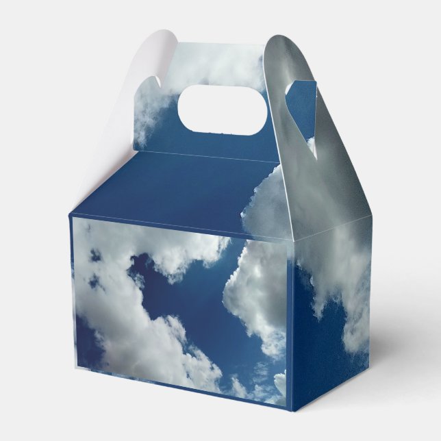 Caixinha De Lembrancinhas A curve in the clouds (Frente)