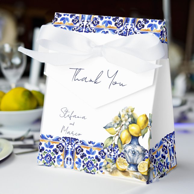Caixinha De Lembrancinhas Amalfi - azulejos azuis italianos - limões impress (Amalfi Italian blue tiles lemons wedding printed Favor Box personalized wedding favors ceramic vase)
