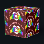 Caixinha De Lembrancinhas Amor Acima De Tudo<br><div class="desc">*Personalize com sua escolha de cores de fundo.</div>