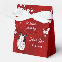 Caixinha De Lembrancinhas Aniversário Vermelho Branco da Boneca Kokeshi Obri