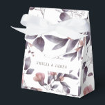 Caixinha De Lembrancinhas aquarela roxo poeirento crepúsculo folhagem casame<br><div class="desc">Nossa coleção "floral outono caprichoso" apresenta folhagem e floral em tons de malva e roxo em aquarela. Arejado e suave para qualquer ocasião com um script personalizado em fonte serifada elegante. Verifique nossa loja para mais produtos desta coleção e não hesite em entrar em contato comigo através da loja para...</div>