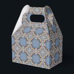 Caixinha De Lembrancinhas Arte abstrata da natureza com pássaro azul<br><div class="desc">Lindo pequeno pássaro azul no inverno contra um pano de fundo de neve arte abstrata de caleidoscópio da natureza. Por favor, visite SmilinEyes_Posters para ver mais pôsteres e impressões de flores, animais, natureza e arte digital. Esta imagem está disponível em muitos cartões e produtos na minha loja principal Smilin' Eyes...</div>