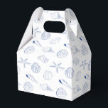 Caixinha De Lembrancinhas Azul Branco Desenho Mão Branca Areia Verão da Prai<br><div class="desc">Uma mão decorativa desenhada azul e branca com tema de praia de verão. Um design ilustrado de conchas azuis e estrelas-do-mar ideal para decoração de Verão, festas de temas de praia e presentes personalizados. Essa concha é perfeita para quem ama os temas náuticos, o oceano, a praia e ilustrações desenhadas...</div>
