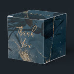 Caixinha De Lembrancinhas Azul Elegante e Dourado<br><div class="desc">Flores bonito e ouro espirram sobre um fundo azul escuro. Personalize o texto com apenas alguns cliques.</div>