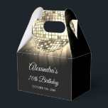 Caixinha De Lembrancinhas Bola Disco da Festa de aniversário de 70 Dourada d<br><div class="desc">Eleve sua celebração de 70 com nossa Dourada caixa de favorecimento da Festa de aniversário 70 da Disco. Esta caixa de favor captura a essência da era da discoteca, fazer-a a escolha perfeita para uma cesta retrortematizada ou qualquer evento onde você queira infundir um toque de magia dos anos 70....</div>