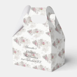 Caixinha De Lembrancinhas Buquê de casamento floral branco e rosa