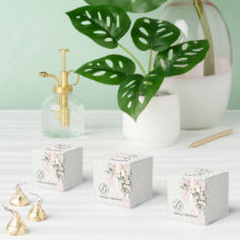 Buquê de Rosa Wisteria em Cascata com Laço Corado