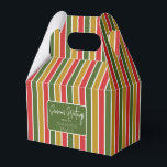 Caixinha De Lembrancinhas Cartões de natal vermelho, verde, Dourado<br><div class="desc">Caixa de favoritos vermelho,  verde e dourado com uma simples etiqueta de cartões de natal. Perfeito para todos os temas de decoração de presentes; simples/minimalista a maximalista,  dependendo de embelezamentos adicionais.</div>