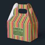 Caixinha De Lembrancinhas Cartões de natal vermelho, verde, Dourado<br><div class="desc">Caixa de favoritos vermelho,  verde e dourado com uma simples etiqueta de cartões de natal. Perfeito para todos os temas de decoração de presentes; simples/minimalista a maximalista,  dependendo de embelezamentos adicionais.</div>