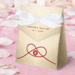 Caixinha De Lembrancinhas Casamento Chinês de Dupla Felicidade do Red Knot U<br><div class="desc">O moderno e minimalista nó de felicidade dupla de união, amor e casamento em vermelho e ouro. A dupla felicidade é um símbolo clássico e auspicioso usado em todos os casamentos chineses, orientais e asiáticos. Concebido por gordura*fa*estanho. Fácil de personalizar com seu próprio texto, foto ou imagem. Para pedidos personalizados,...</div>