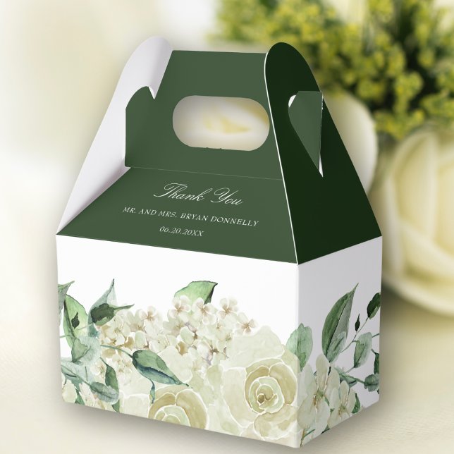 Caixinha De Lembrancinhas Casamento de Flores Brancas Elegante Greenery (Wedding favor box with white flowers and greenery. Perfect for treats such as donuts, cookies, cakes)