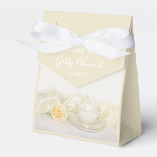 Caixinha De Lembrancinhas Casamento do copo de chá e do rosa branco