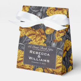 Caixinha De Lembrancinhas Casamento no quintal com cravo personalizado aconc