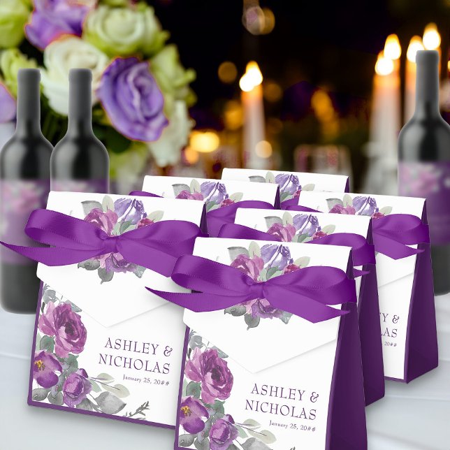 Caixinha De Lembrancinhas Casamento Personalizado Floral Roxo (Purple floral favor bags from my Plush Purple Wedding Collection )
