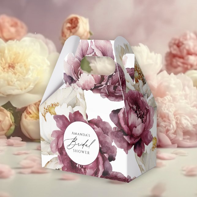 Caixinha De Lembrancinhas Chá de Bebê Floral Rústico Abundante (Rustic Floral Abundance Favor Box - part of a beautiful bridal shower collection.)