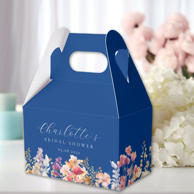 Caixinha De Lembrancinhas Chá de noiva moderno de flores silvestres (Modern, wildflower, bridal shower favor boxes with your name and date.)